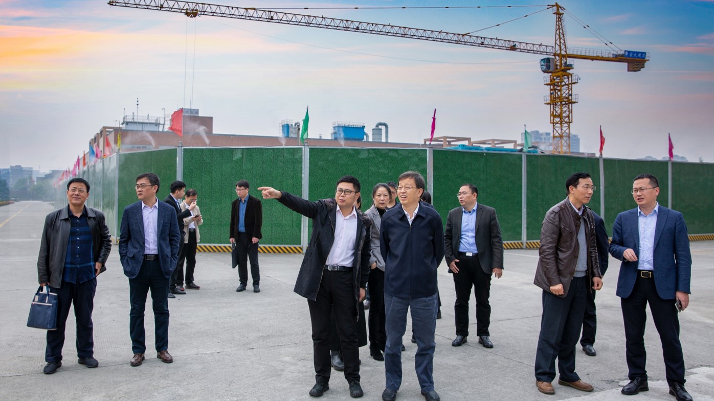江蘇省政府參事調(diào)研四川海蓉藥業(yè)，共話川藥發(fā)展之路